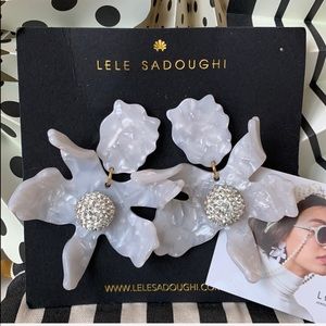 NWT Lele Sadoughi Earrings 🌸